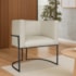 Poltrona Dália Luxo Moderna Estofada Design Sofisticado com Base de Ferro Preto Suede Bege