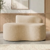 Sofá Curvo Malta 1 Lugar Compacto Moderno Luxo Bouclé Bege